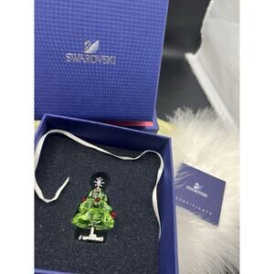 NIB Swarovski 2007 Retired Merry Christmas Tree Felix Peridot Siam Red 904990 NM